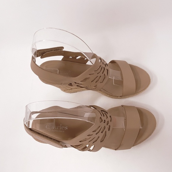 SOLD Charles David Women’s Laser Sandals - Picture 3 of 15